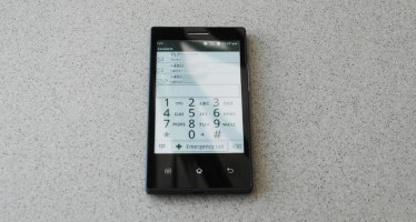 Onyx Omega — экономичный и практичный смартфон