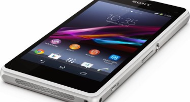 Sony Xperia G — «средний» смартфон